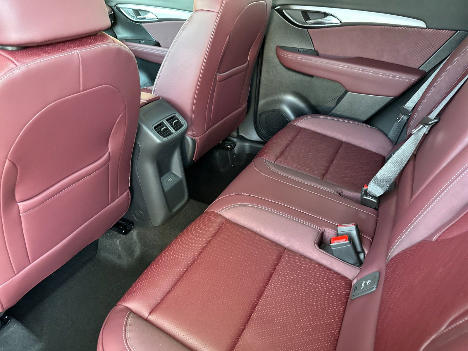 2026 Buick Envision Sport Touring - Photo 11