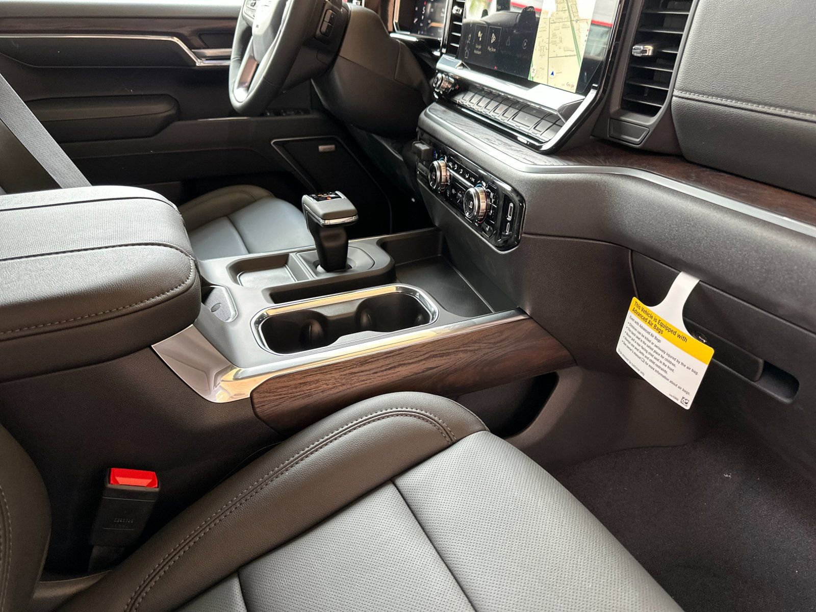 2026 GMC Sierra 1500 SLT - Photo 14
