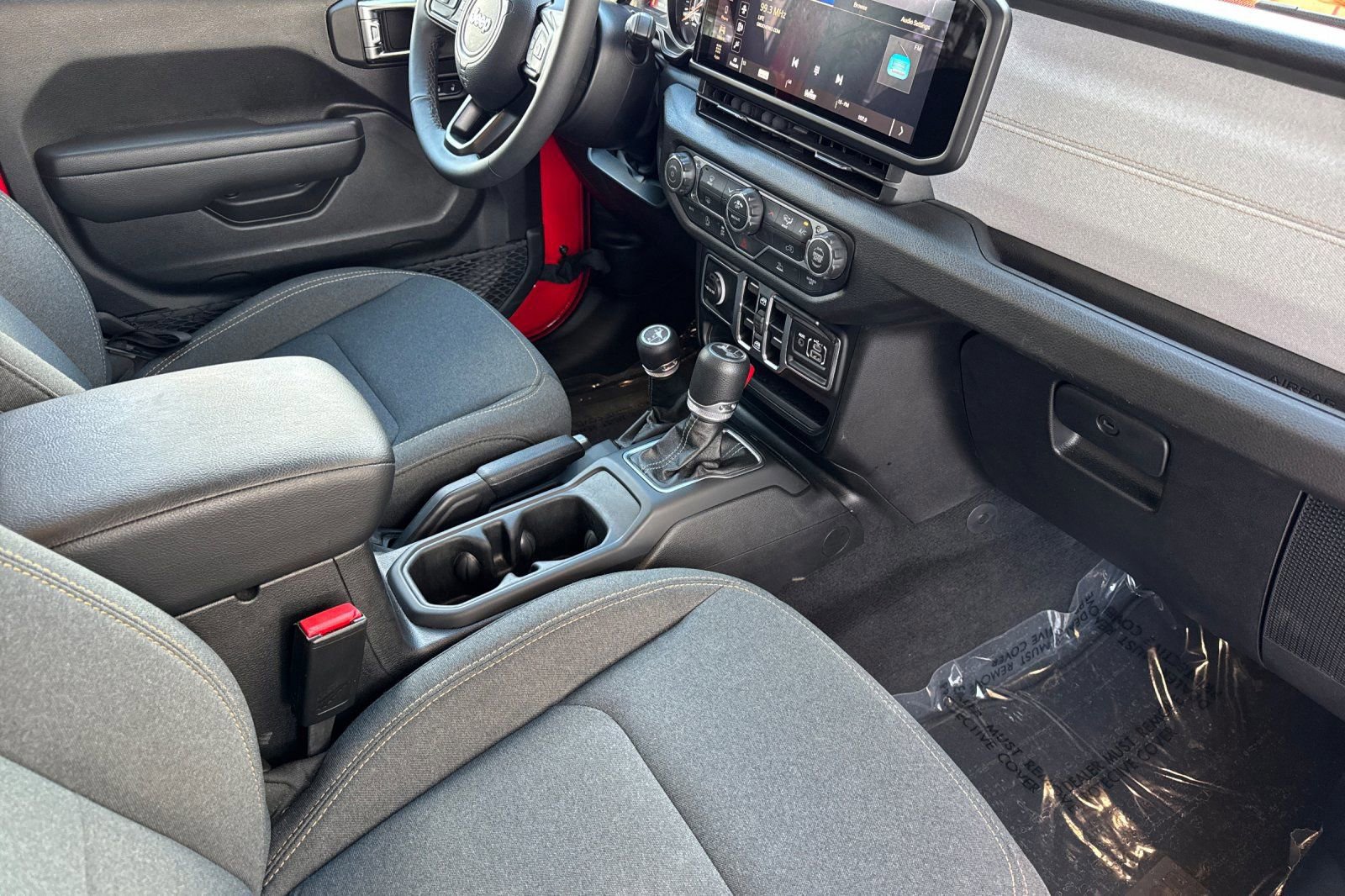 2025 Jeep Wrangler 4-Door Sport S - Photo 17