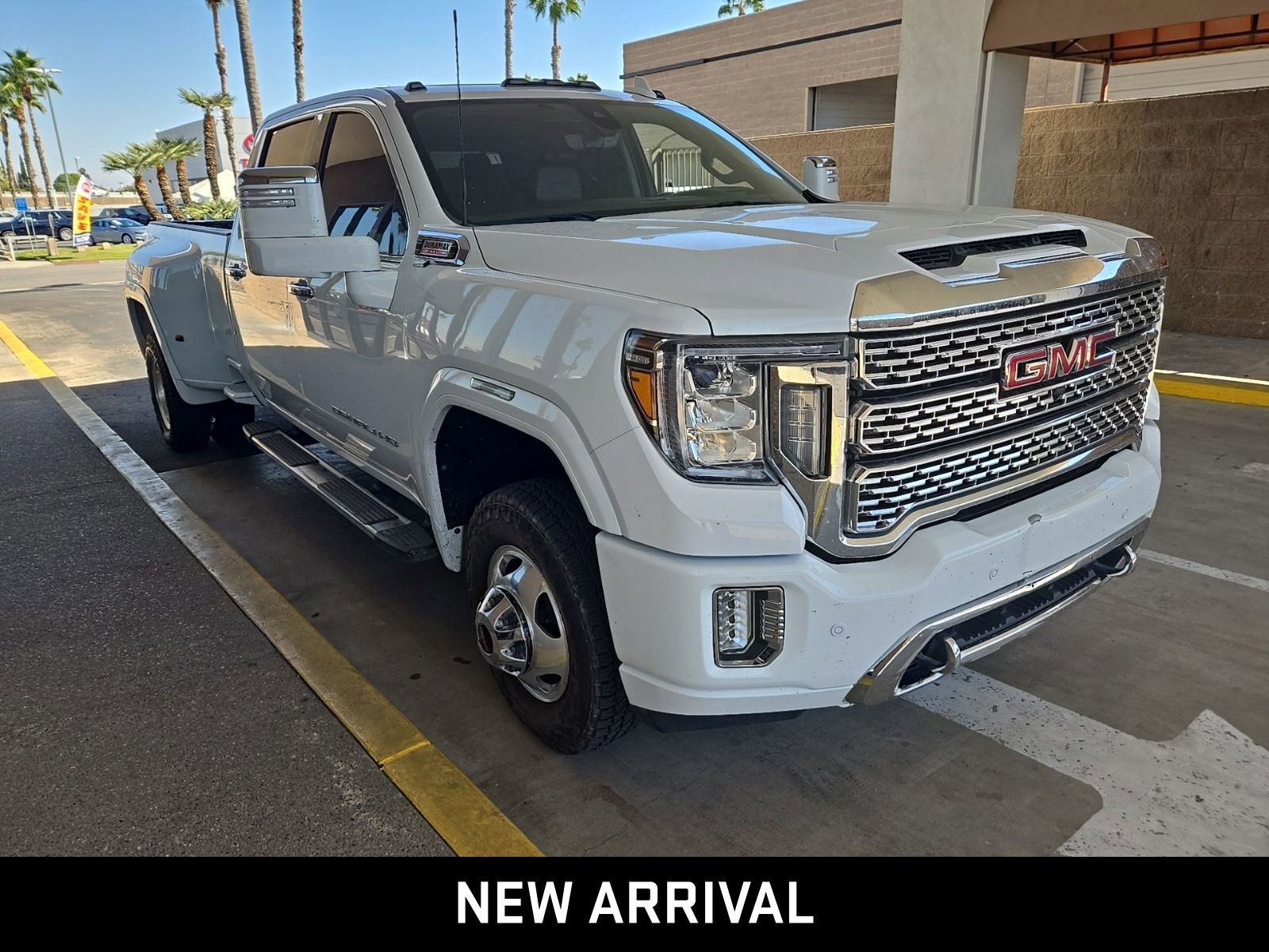 2020 Gmc Sierra 3500 HD Denali photo 2