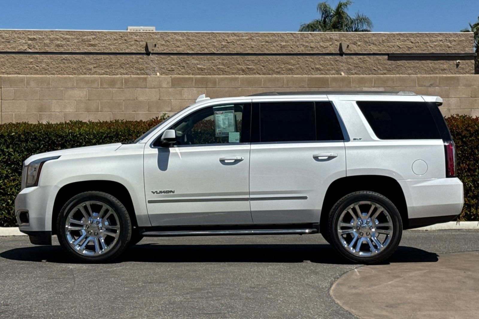 2019 GMC Yukon SLT photo 6