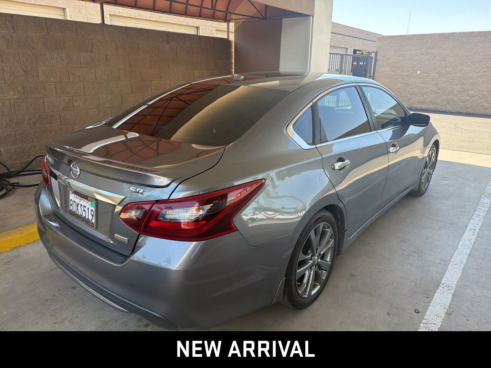 2018 Nissan Altima 2.5 SR photo 4