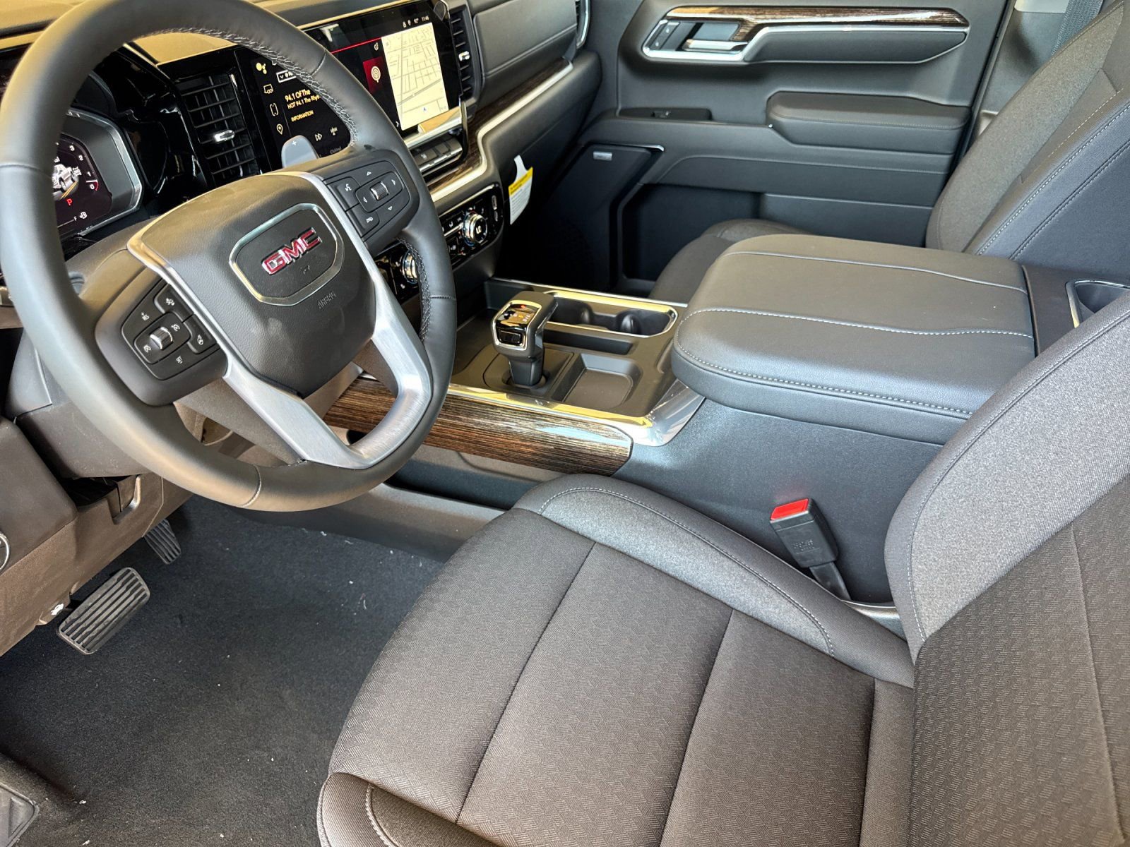 2026 GMC Sierra 1500 Elevation - Photo 9