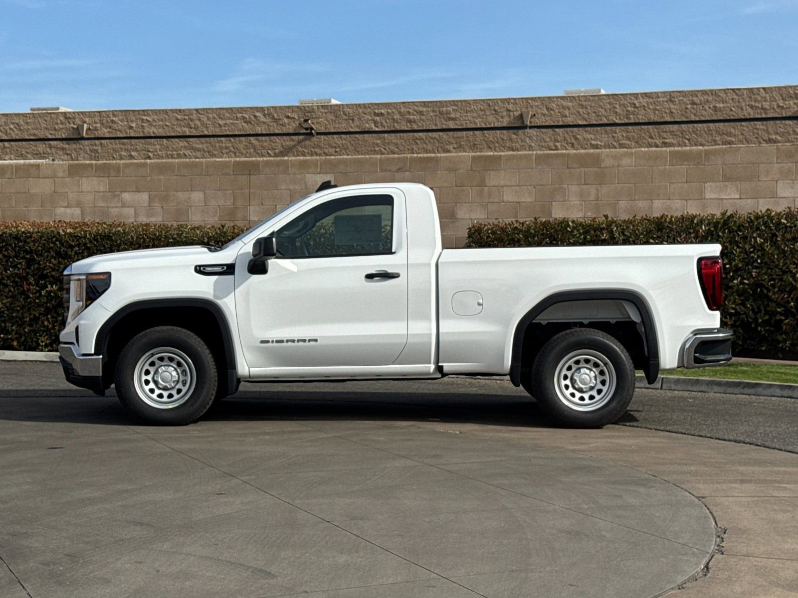 2026 GMC Sierra 1500 Pro photo 5