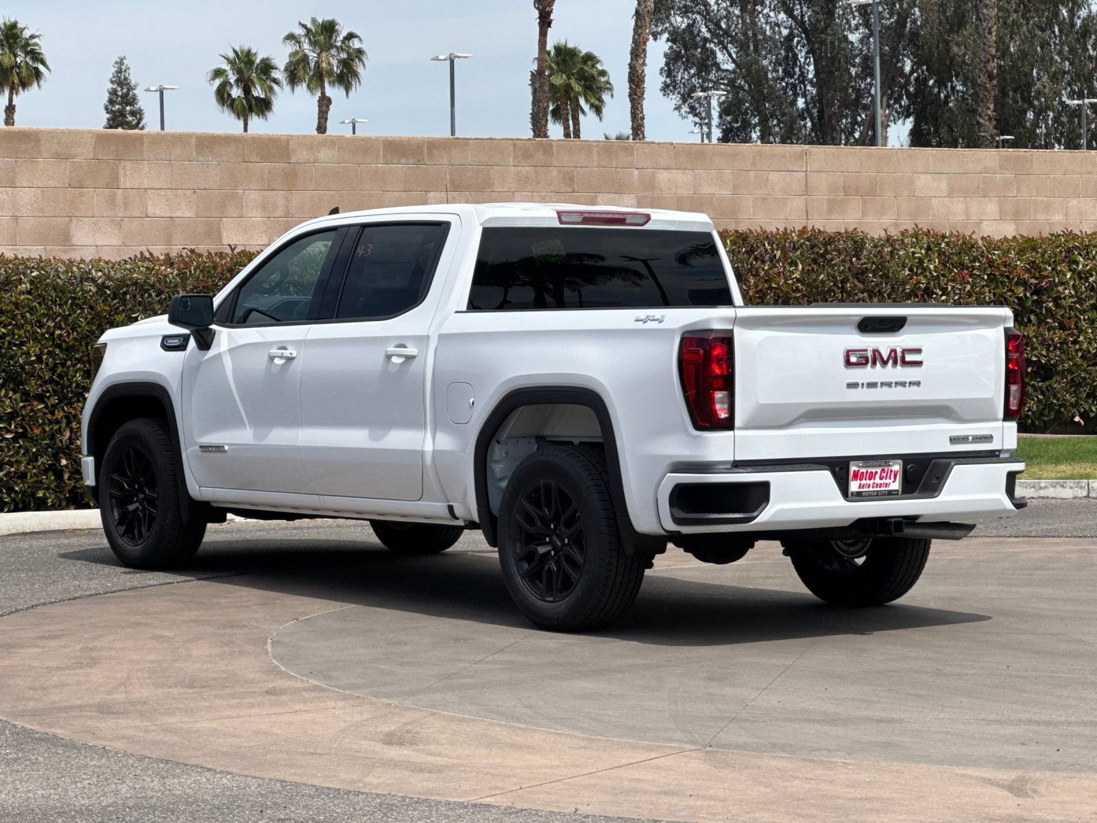 2026 GMC Sierra 1500 Elevation photo 4