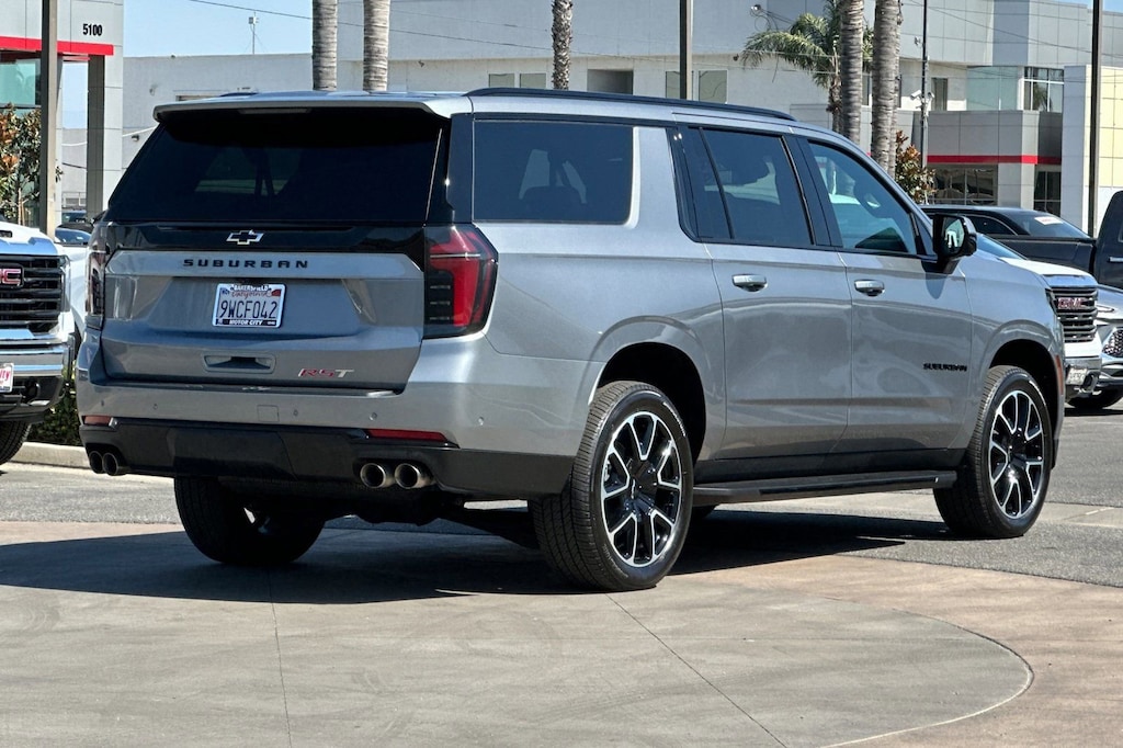 Used 2026 Chevrolet Suburban RST SUV