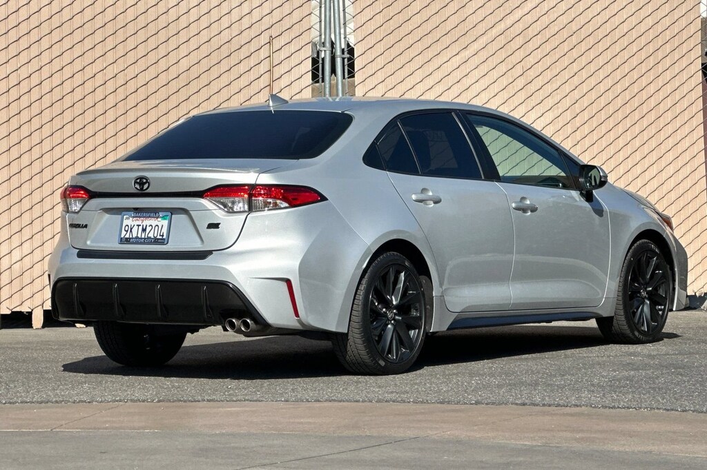 Used 2024 Toyota Corolla SE Sedan