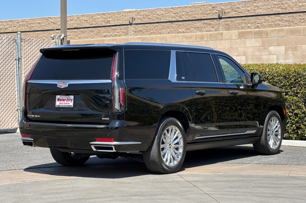 Used 2023 CADILLAC Escalade ESV 4WD Premium Luxury SUV