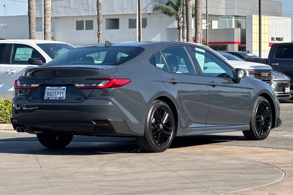 Used 2026 Toyota Camry SE Sedan