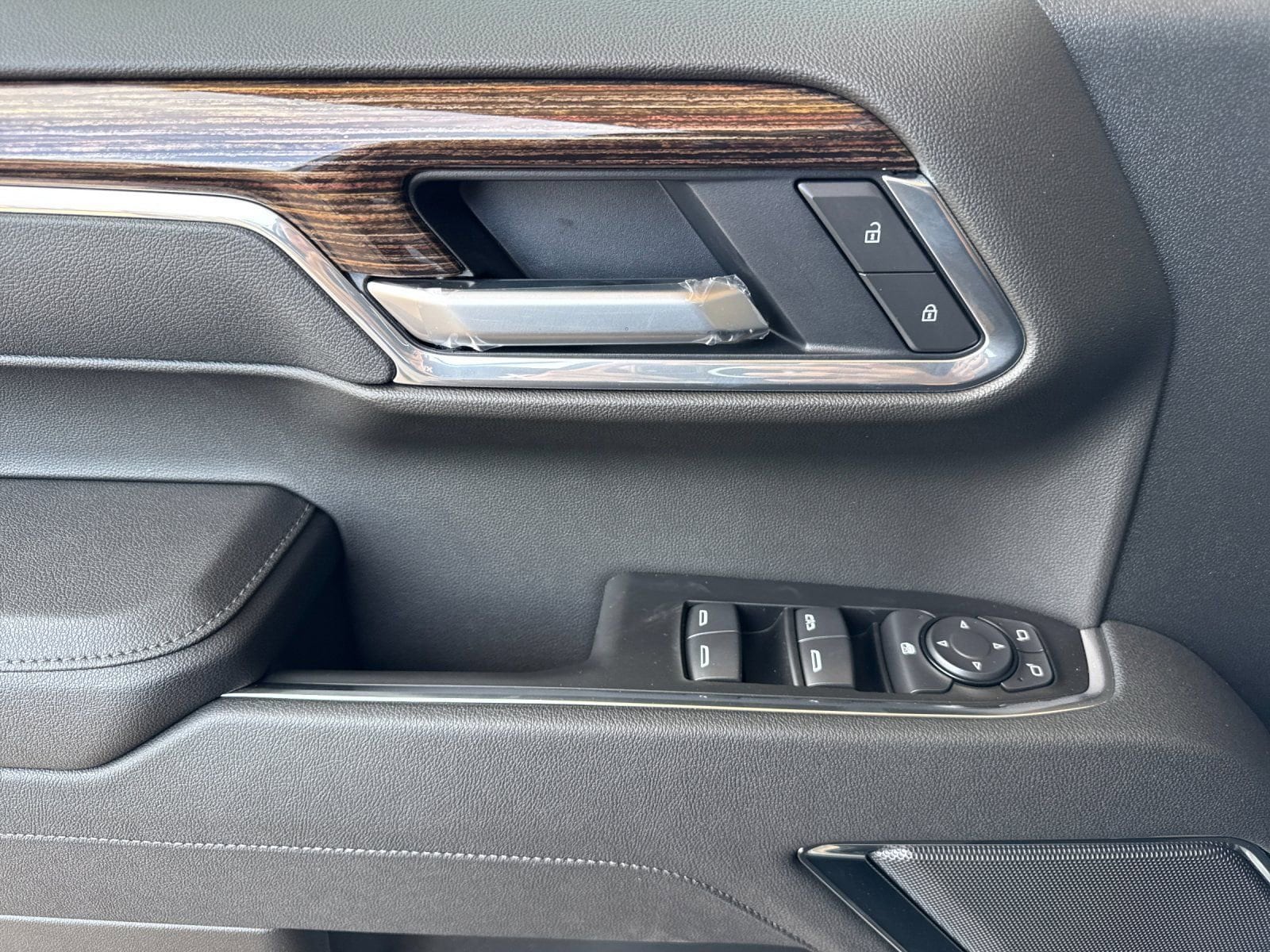 2026 GMC Sierra 1500 Elevation - Photo 10