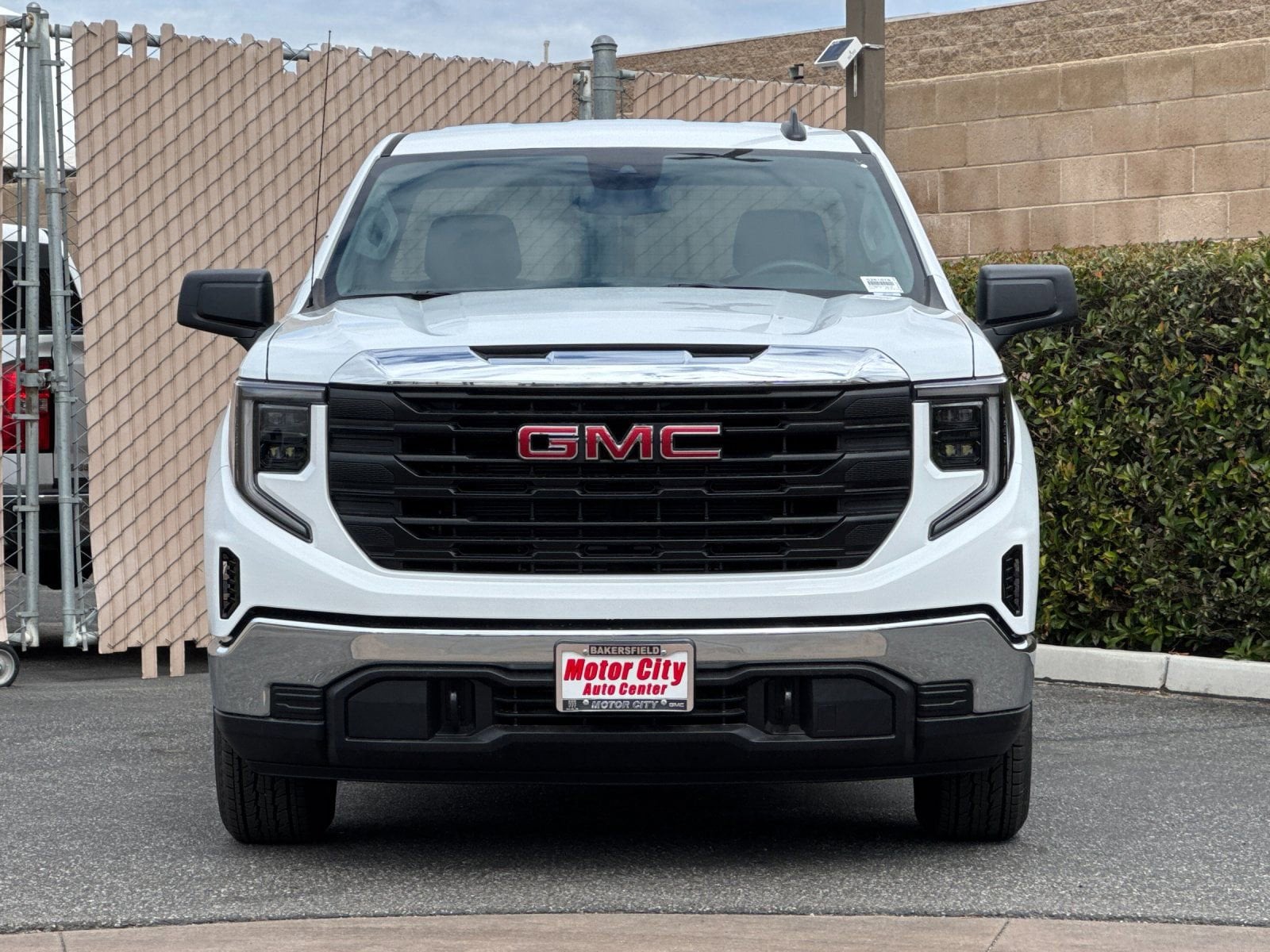 2026 GMC Sierra 1500 Pro photo 3
