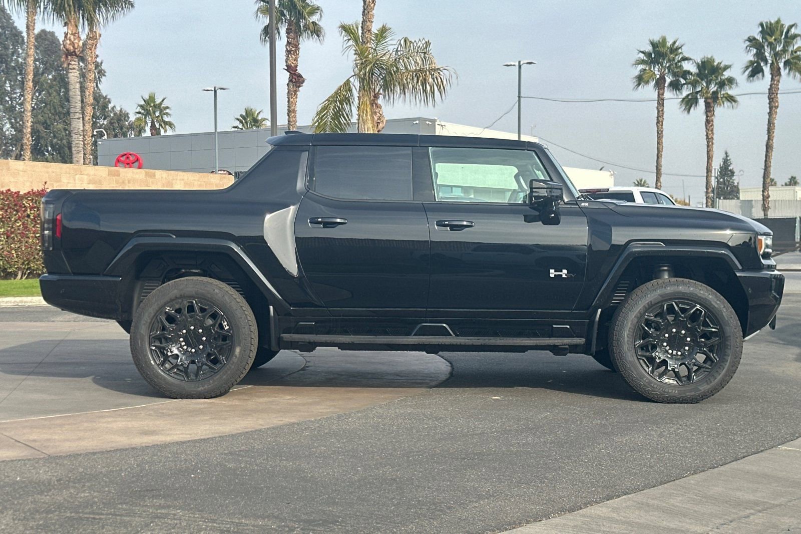 2025 Gmc Hummer EV Pickup photo 3