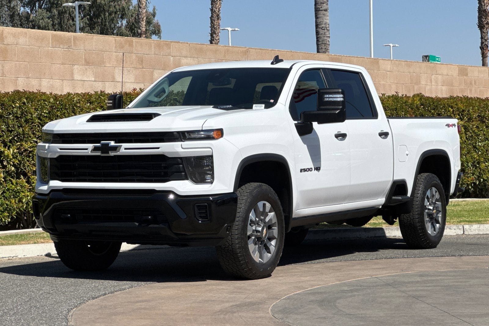 2024 Chevrolet Silverado 2500HD Custom - Photo 8