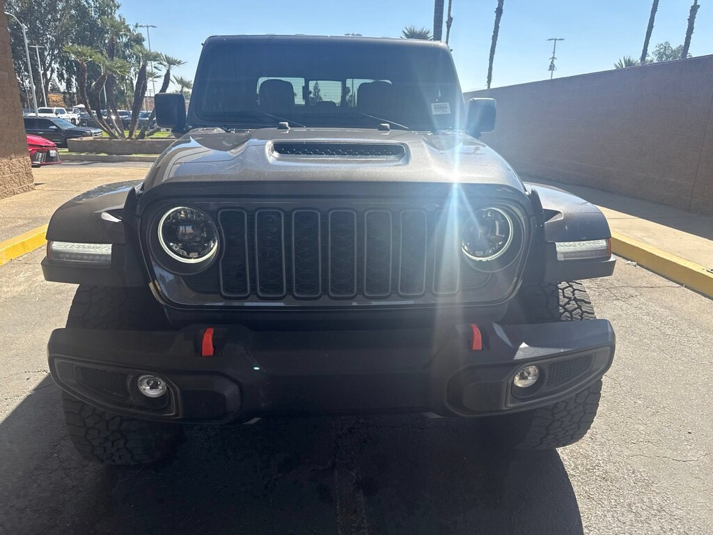 Used 2025 Jeep Gladiator Mojave 4x4 Truck