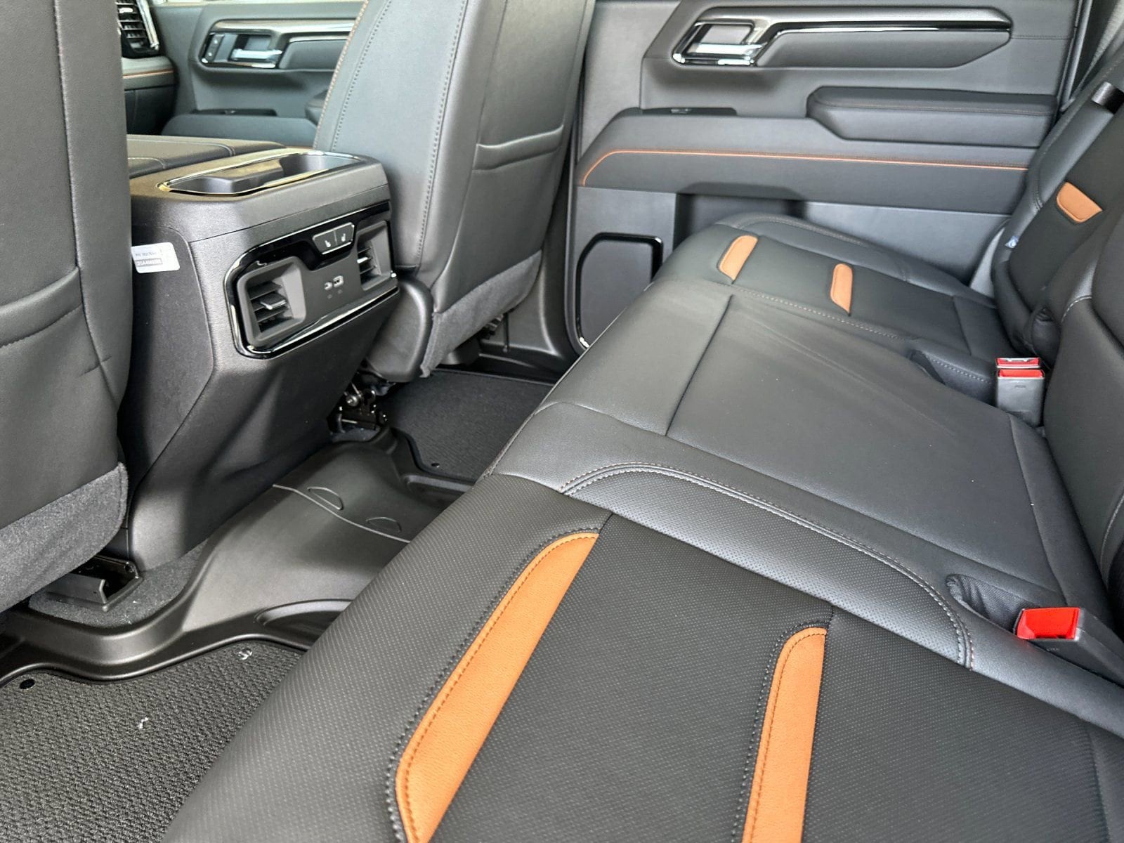 2026 GMC Sierra 2500HD AT4 - Photo 11