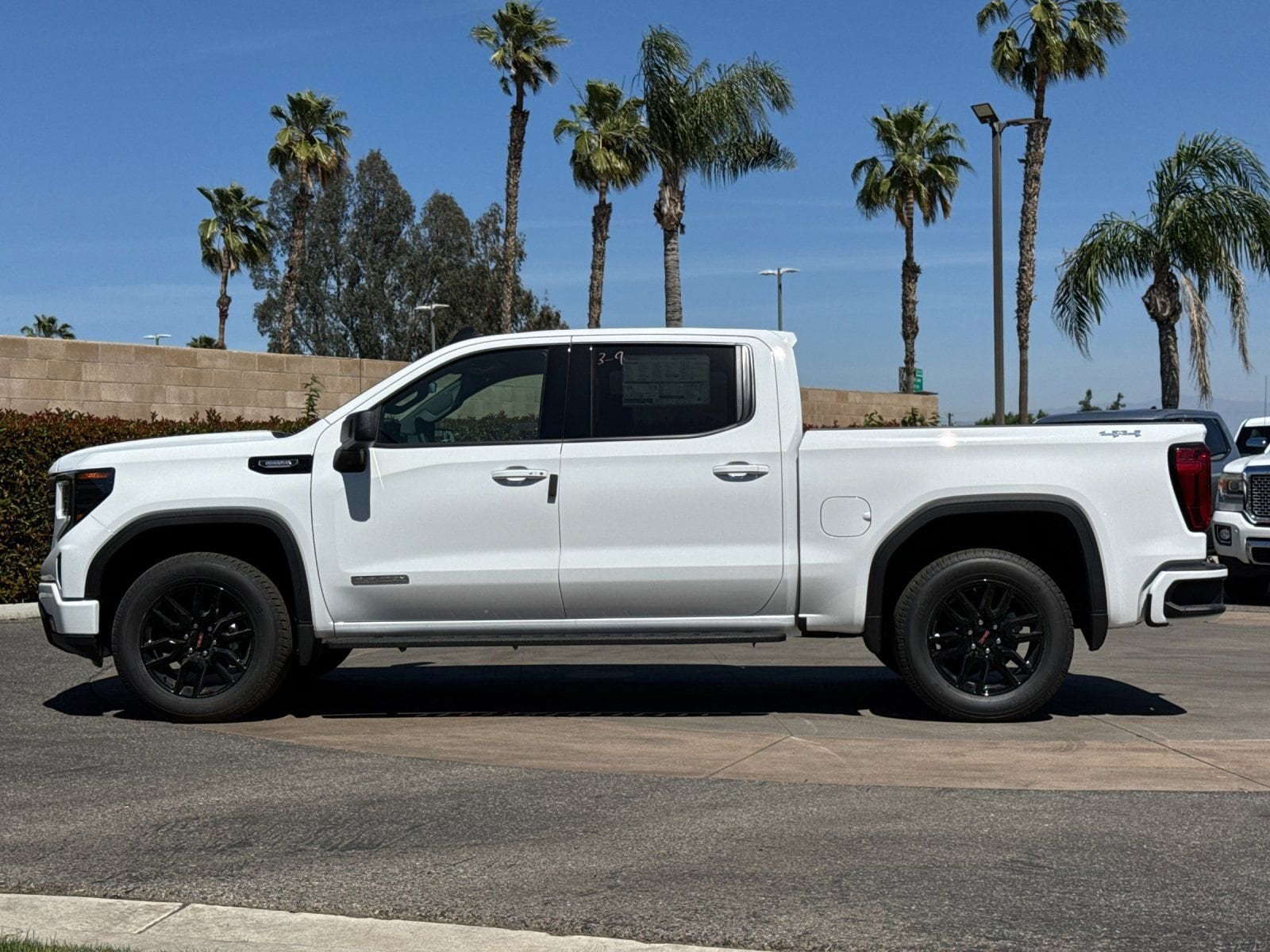 2026 GMC Sierra 1500 Elevation photo 5