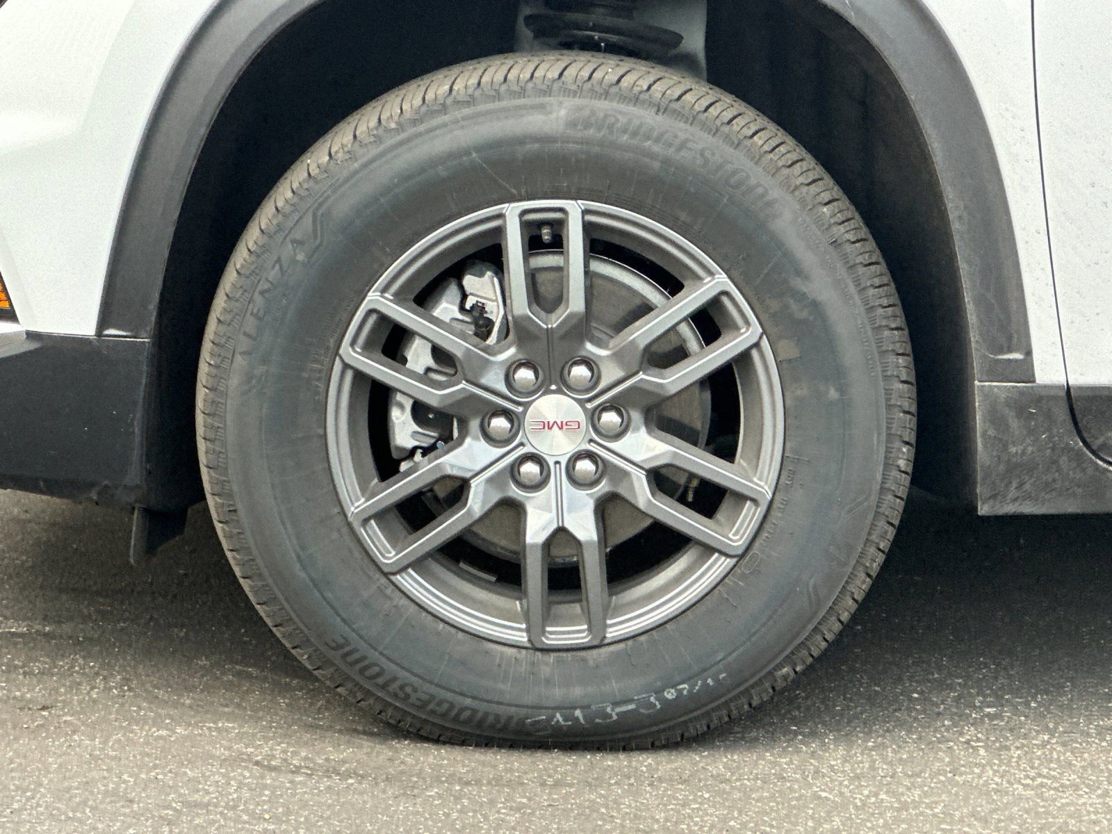 2026 GMC Acadia Elevation - Photo 26