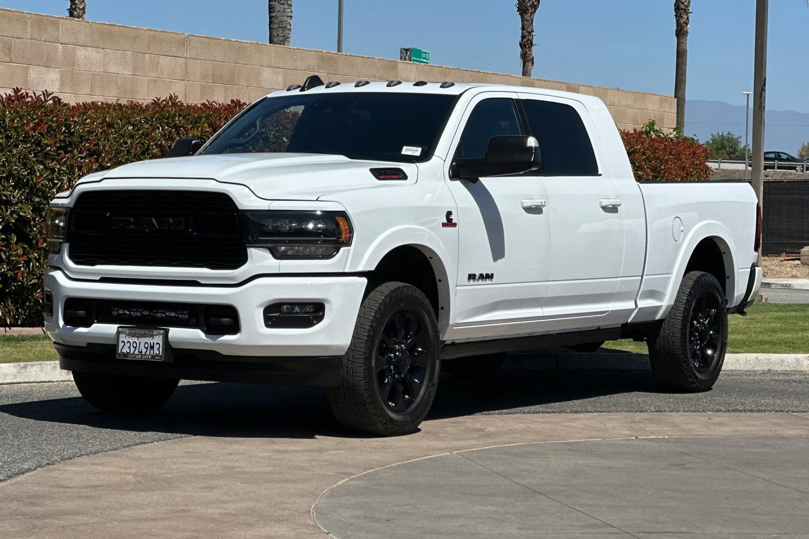 2022 Ram 2500 Limited photo 3