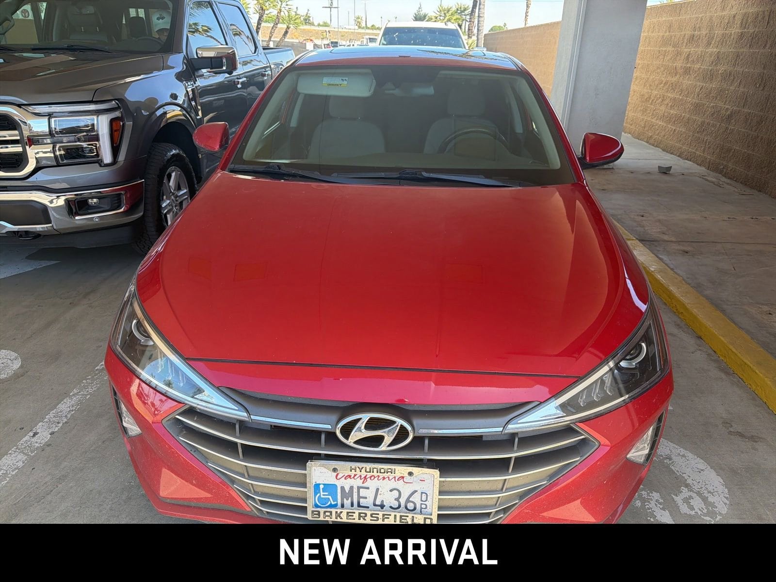 2020 Hyundai Elantra Value Edition photo 2