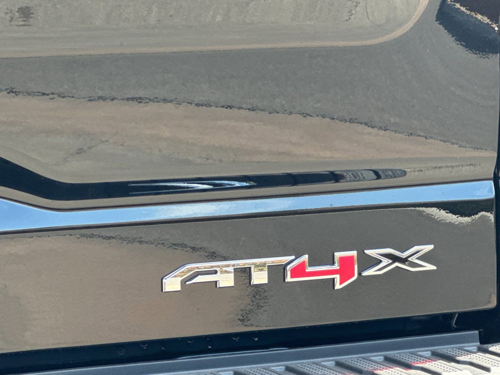 2026 GMC Sierra 1500 AT4X - Photo 25