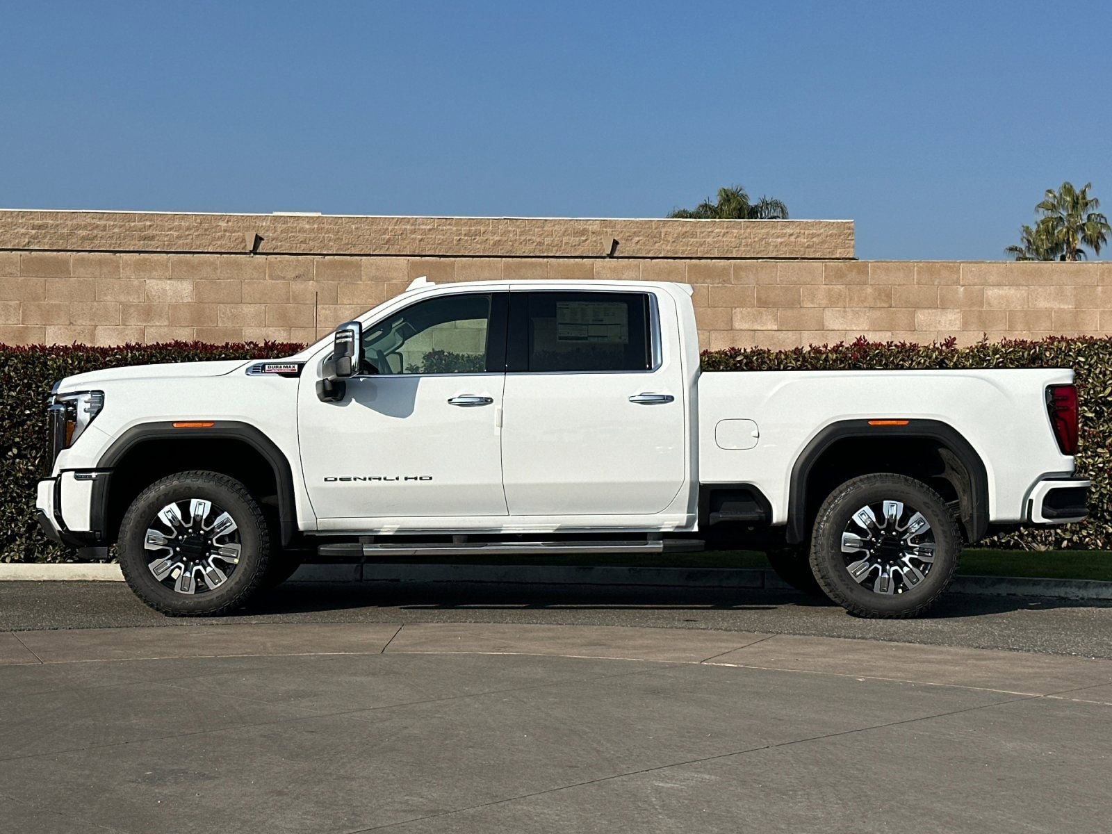 2026 GMC Sierra 2500 HD Denali photo 5