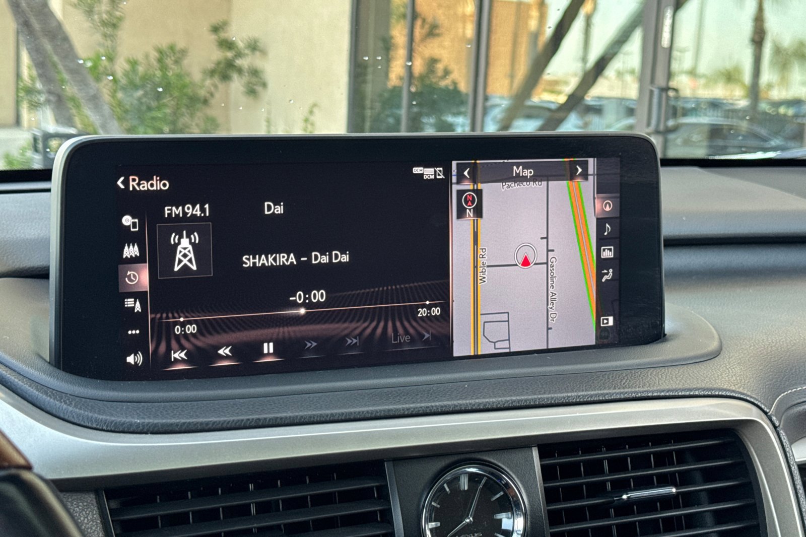 2022 Lexus RX 350 - Photo 19