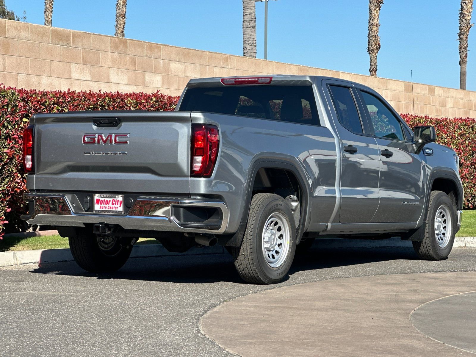 2026 GMC Sierra 1500 Pro photo 2