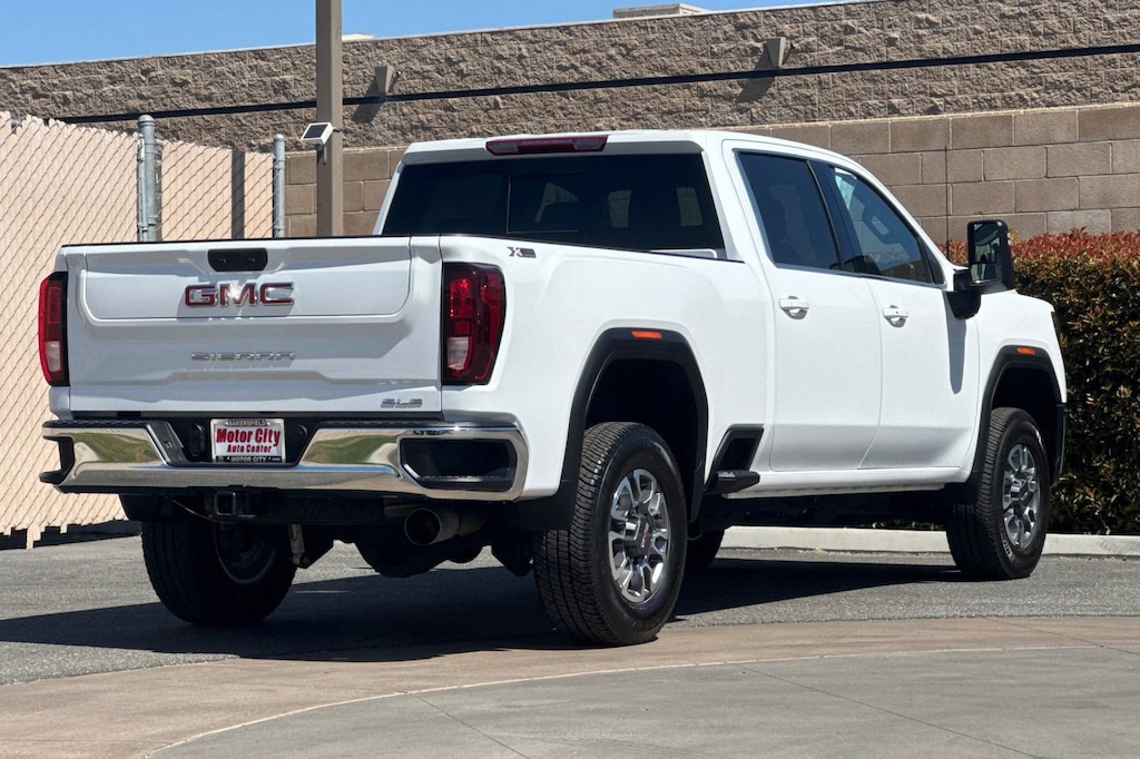 Used 2025 GMC Sierra 2500 HD SLE Truck