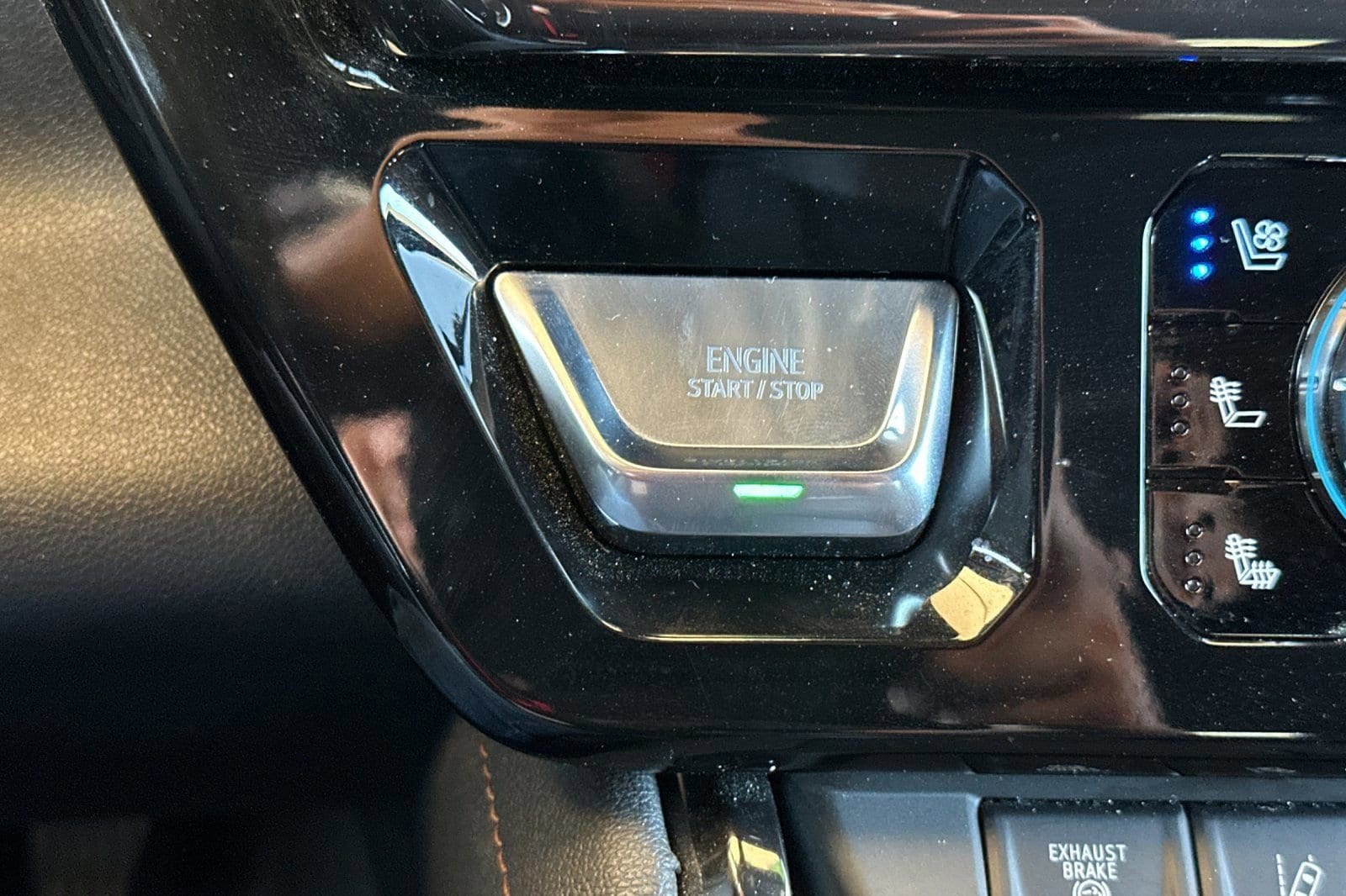 2024 GMC Sierra 2500HD AT4 - Photo 22
