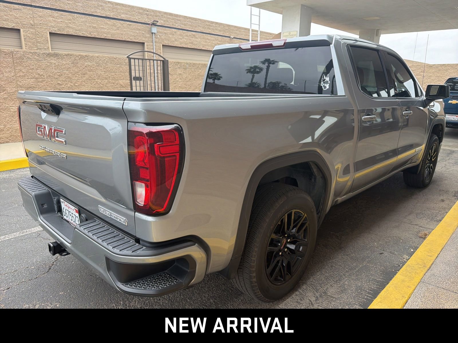 2023 GMC Sierra 1500 Elevation photo 4