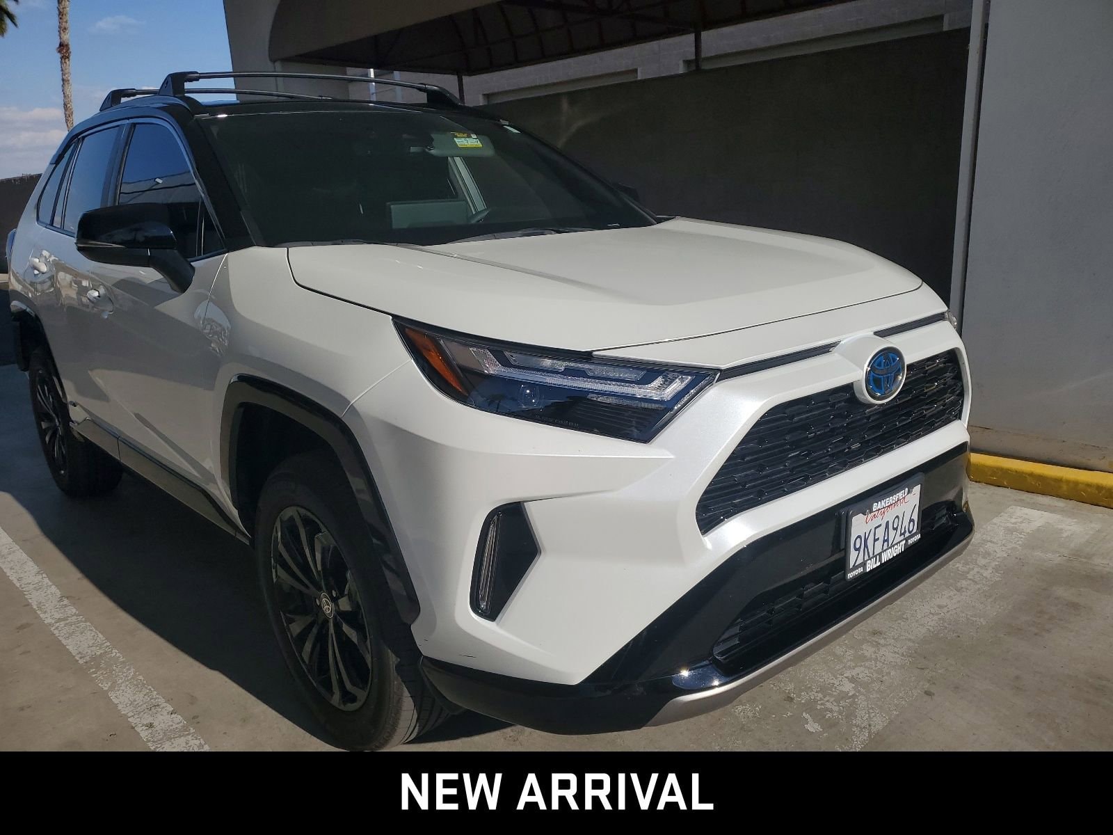 2024 Toyota RAV4 Hybrid XSE photo 3
