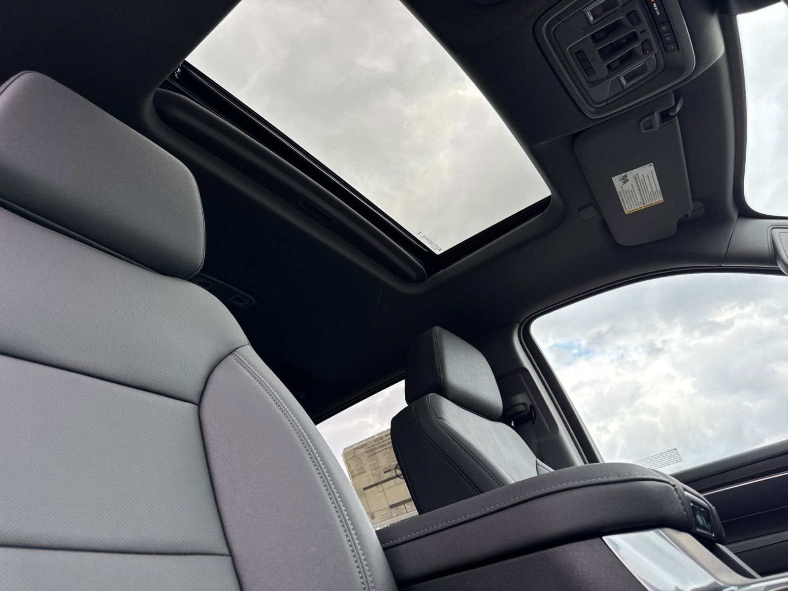 2026 GMC Sierra 2500HD SLT - Photo 14