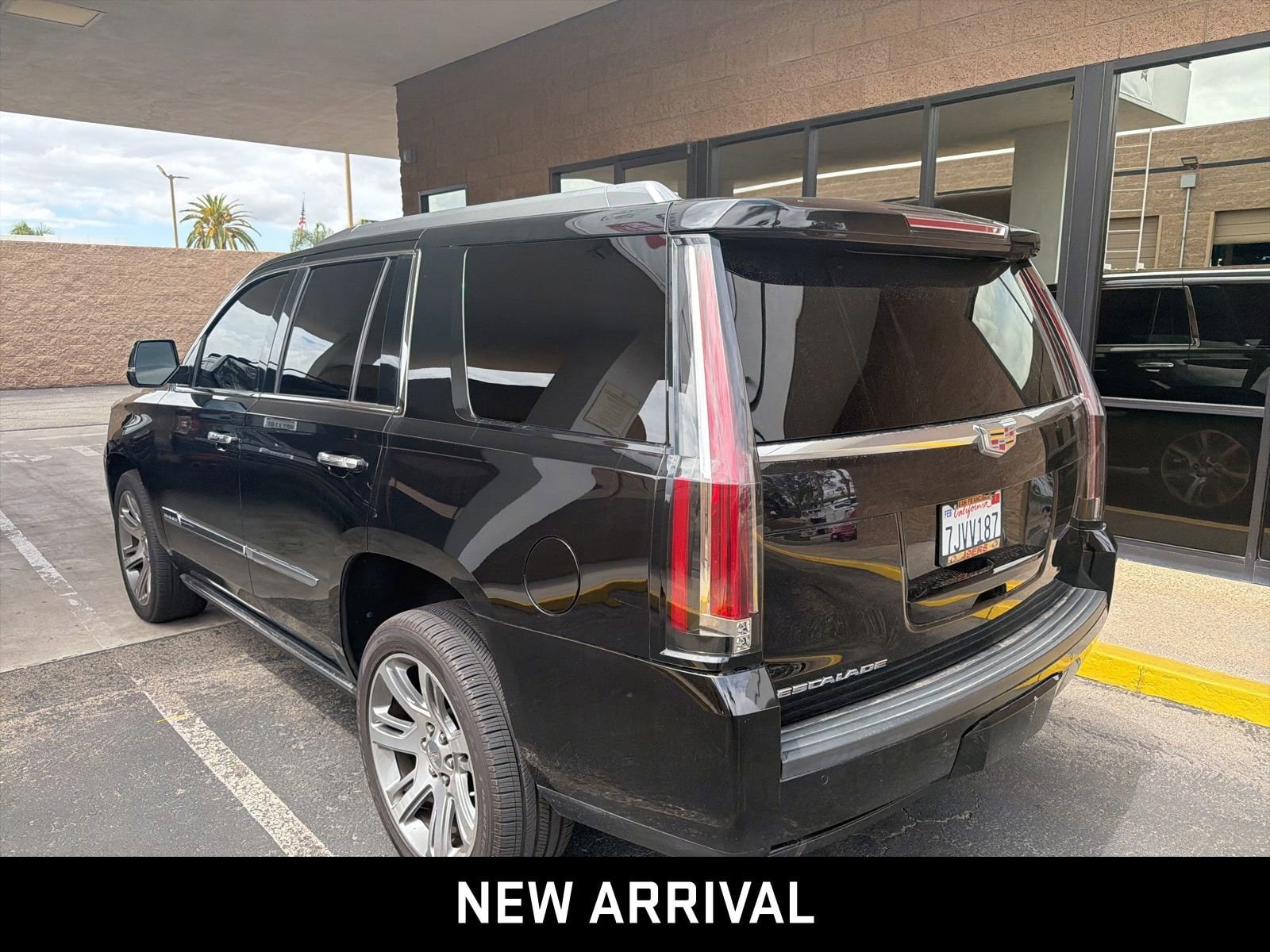 2015 CADILLAC Escalade Premium photo 6