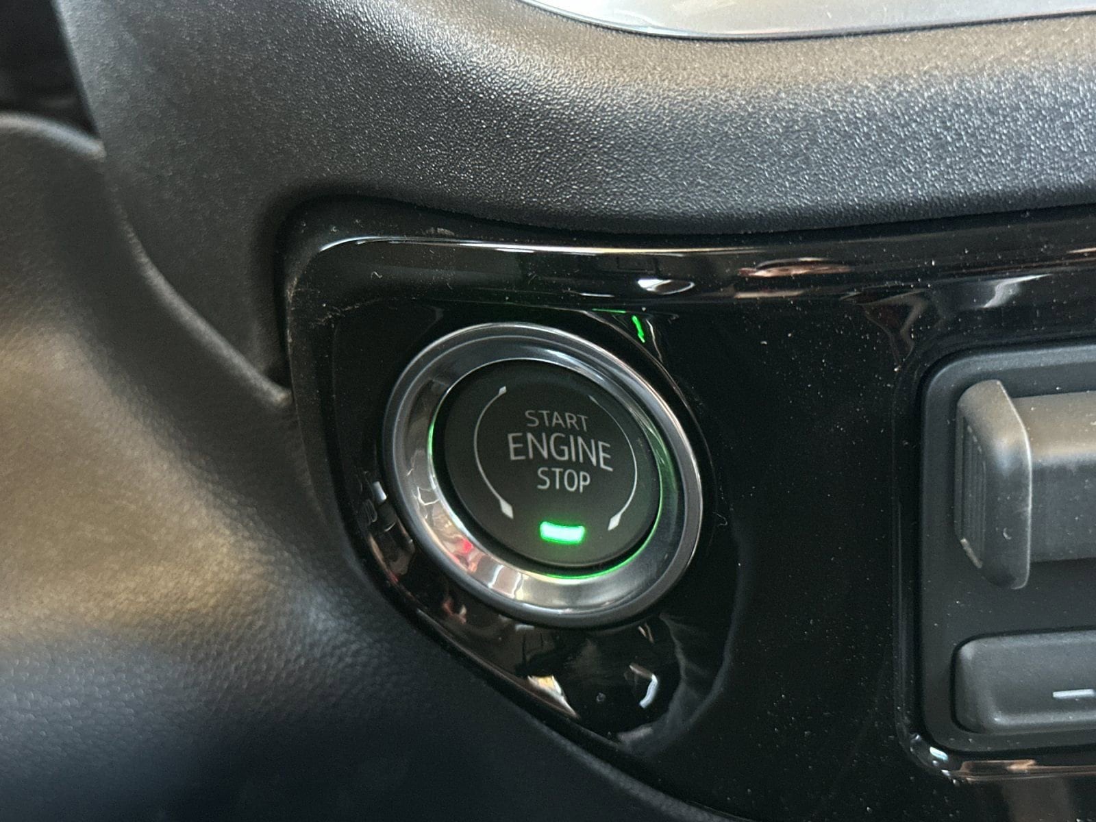 2026 GMC Sierra 1500 SLT - Photo 21