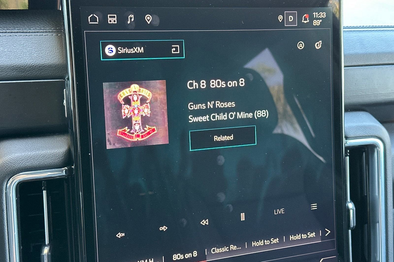 2025 GMC Yukon Denali - Photo 20