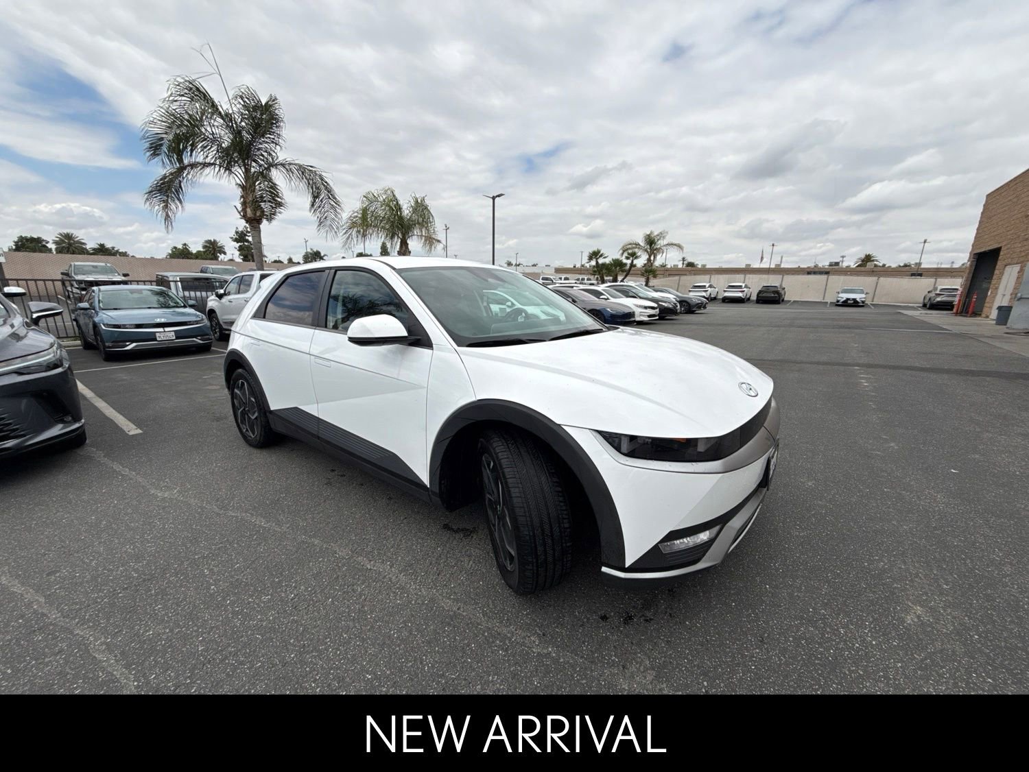 2024 Hyundai IONIQ 5 SEL photo 3