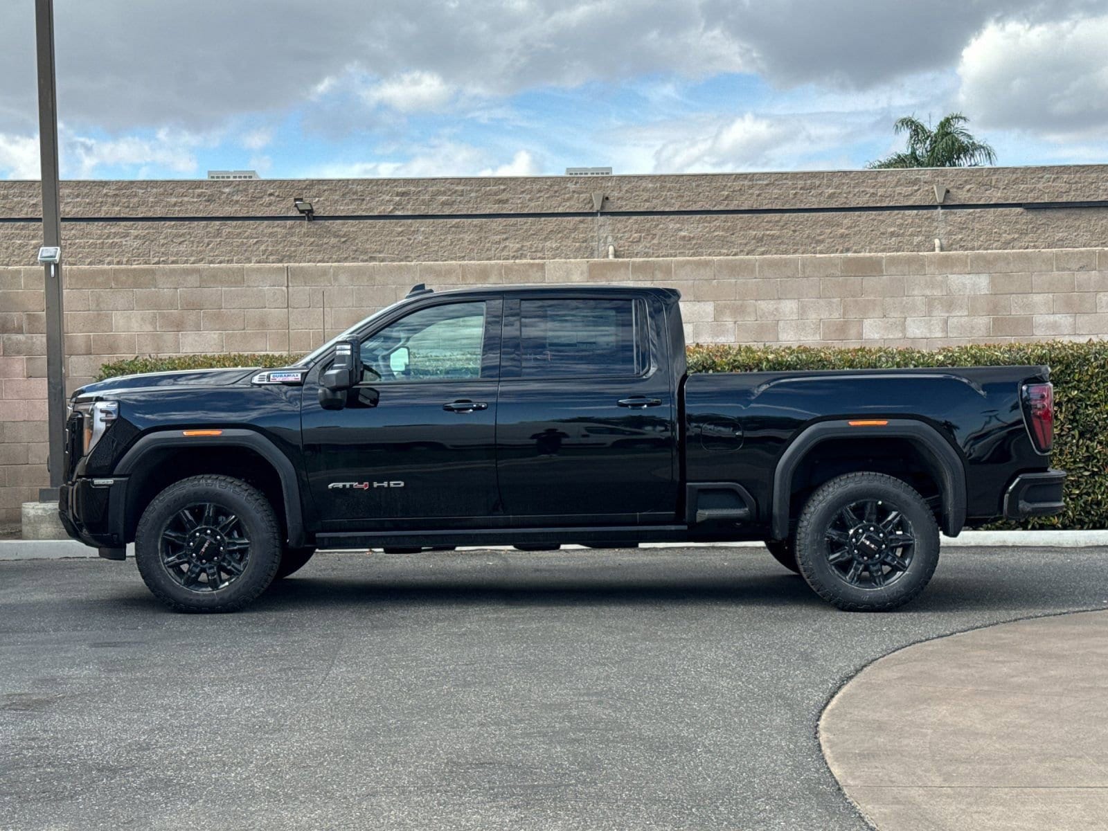 2026 GMC Sierra 2500 HD AT4 photo 5