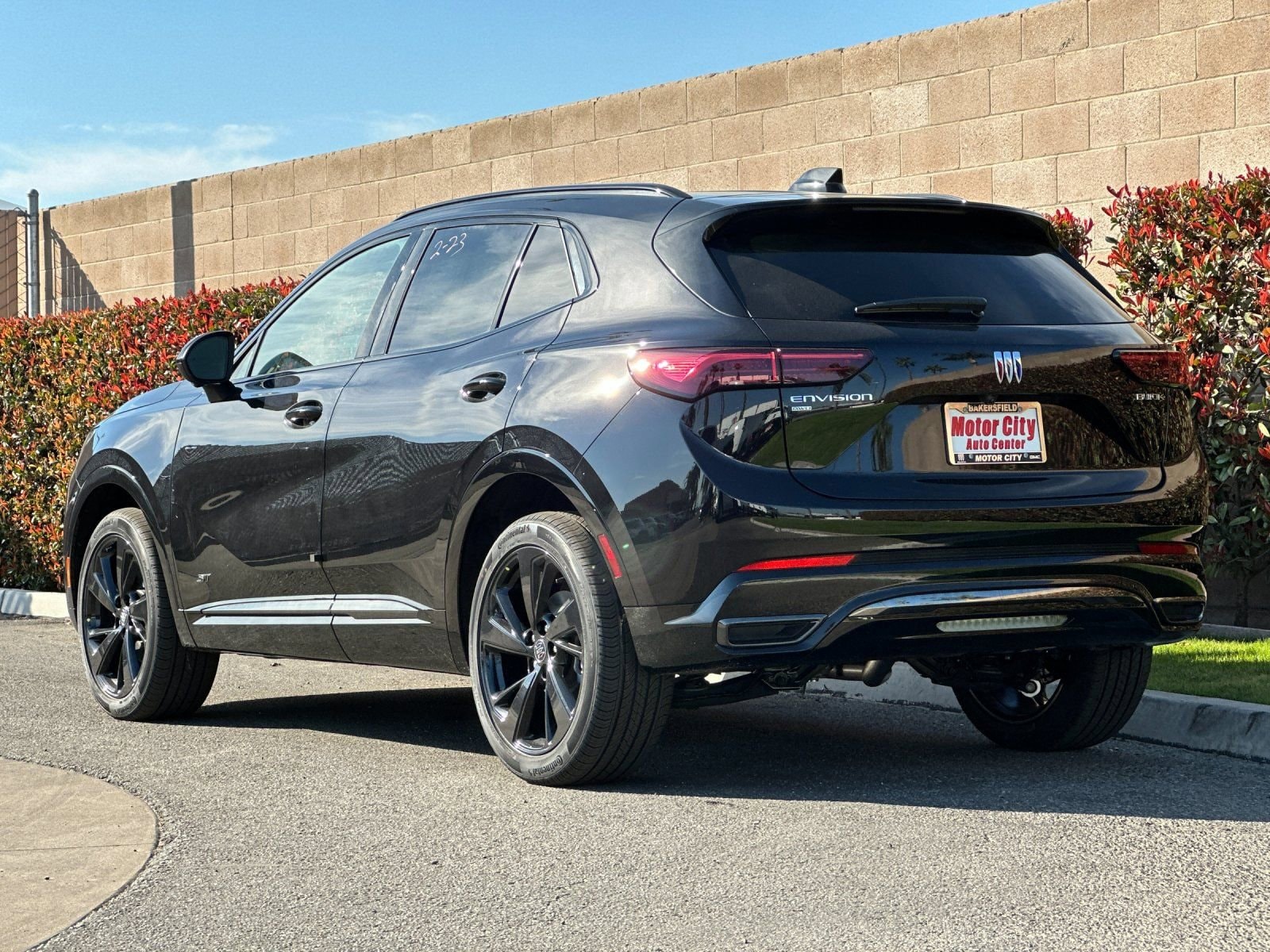 2026 Buick Envision Sport Touring photo 4