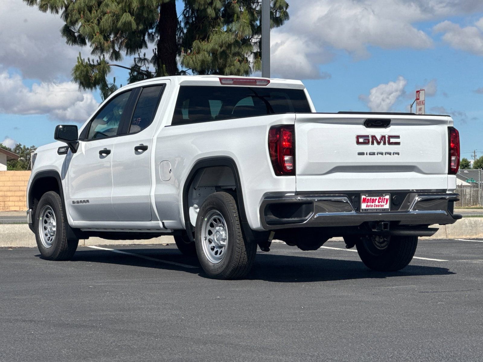 2026 GMC Sierra 1500 Pro photo 4