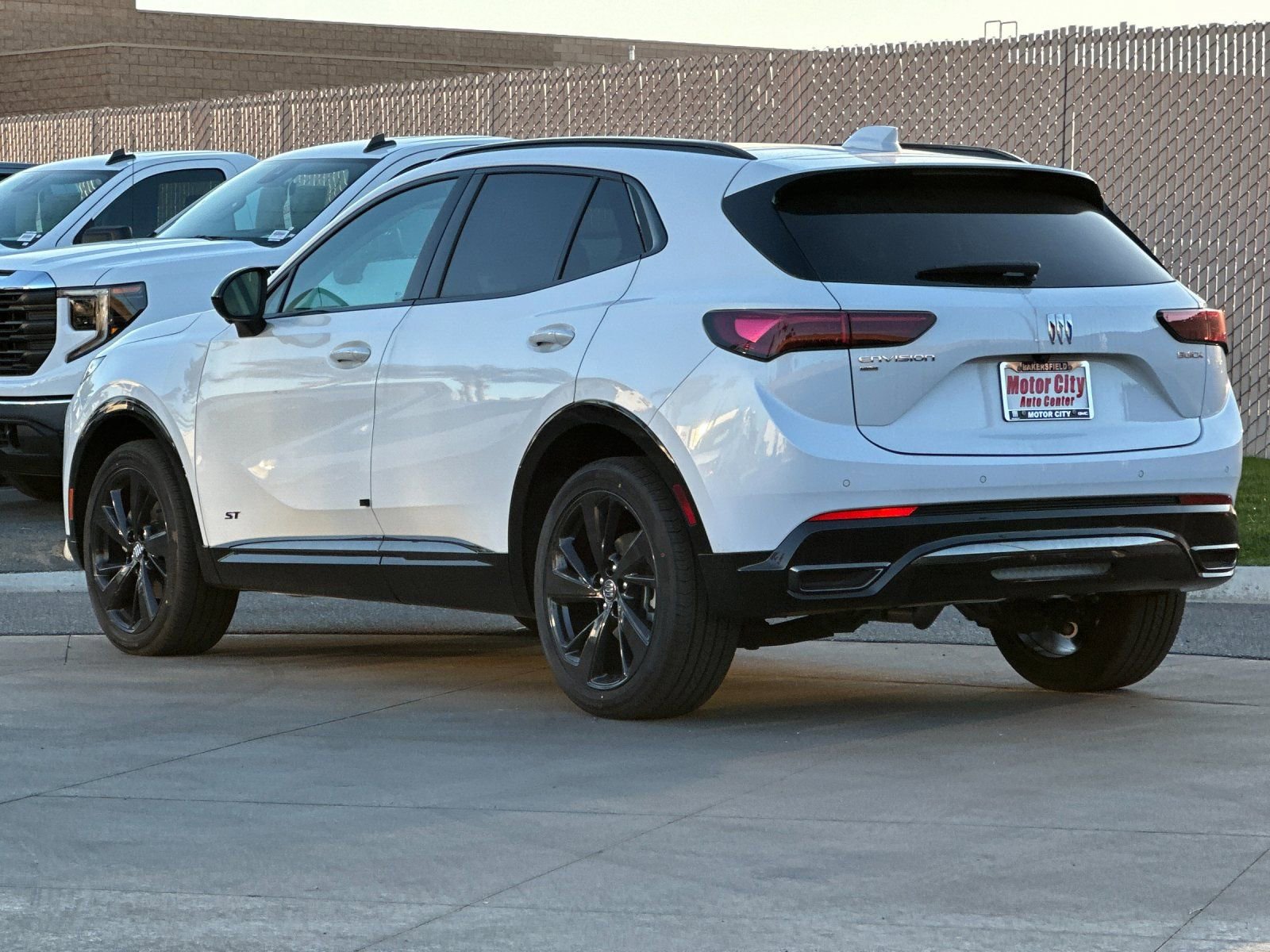 2026 Buick Envision Sport Touring photo 4