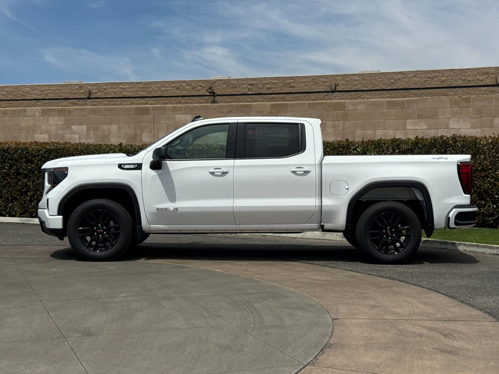 2026 GMC Sierra 1500 Elevation photo 5