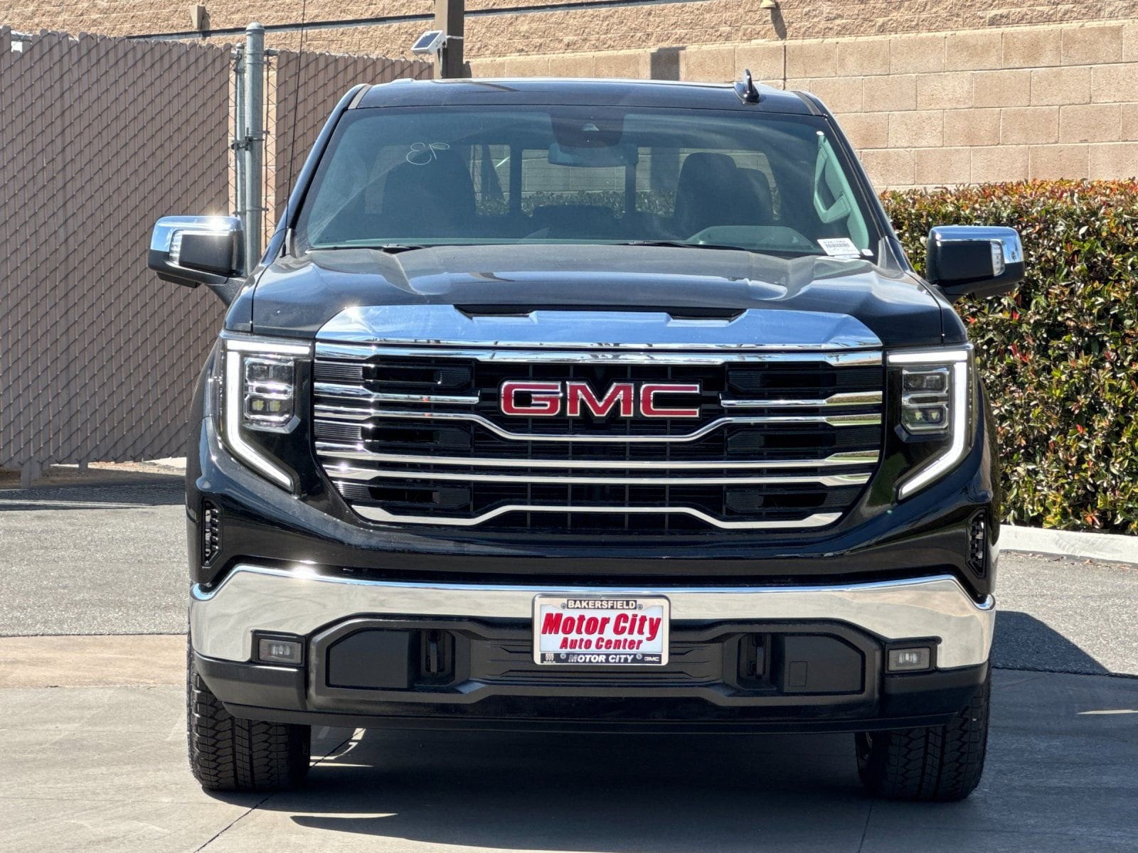 2026 GMC Sierra 1500 SLT photo 3