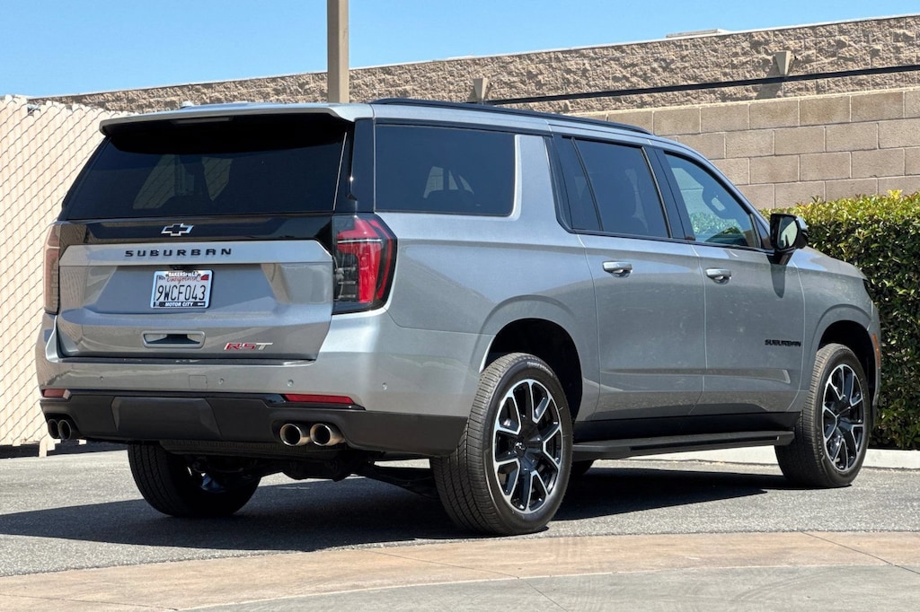 Used 2026 Chevrolet Suburban RST SUV