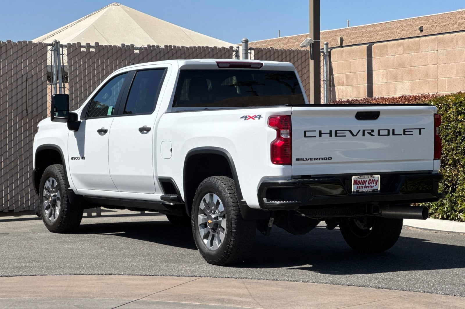 2024 Chevrolet Silverado 2500HD Custom - Photo 6