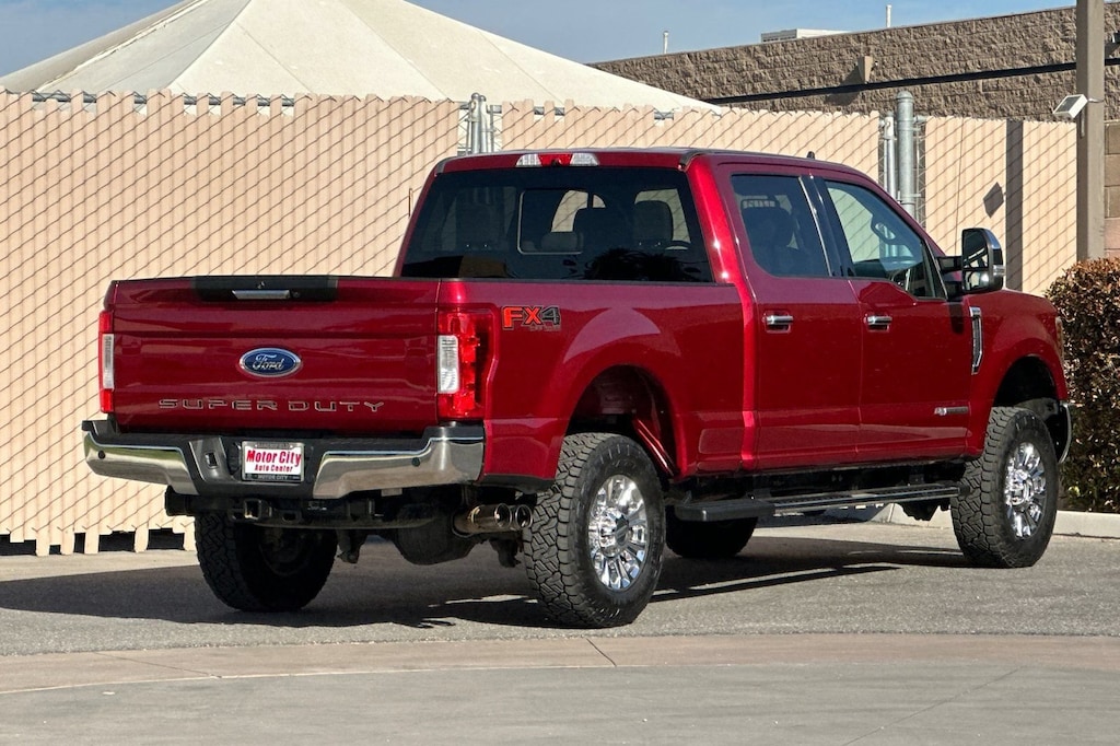 Used 2019 Ford F-250 Lariat Truck