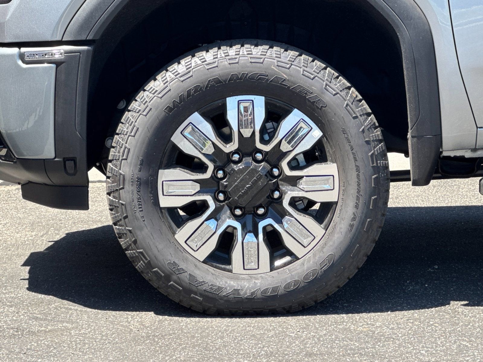 2026 GMC Sierra 2500HD Denali - Photo 23