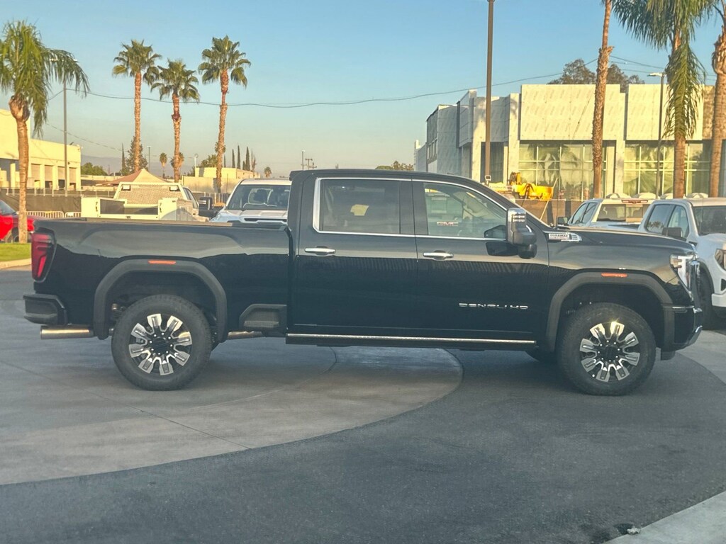 New 2025 GMC Sierra 2500 HD Denali Truck