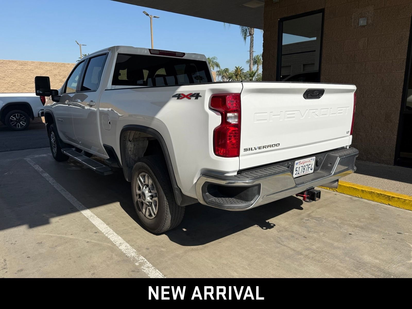 2025 Chevrolet Silverado 2500 HD LT photo 2