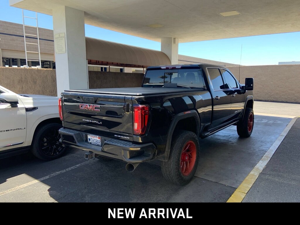 Used 2022 GMC Sierra 2500 HD Denali Truck Crew Cab