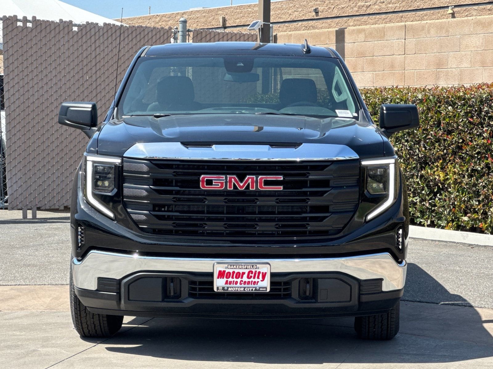 2026 GMC Sierra 1500 Pro photo 3